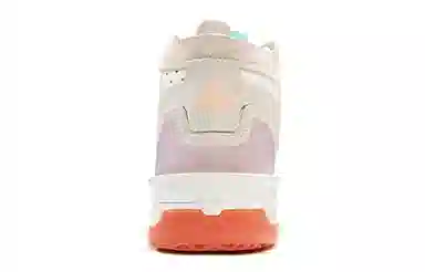 910