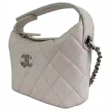 Chanel 25B White