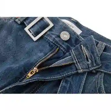 MOUSSY