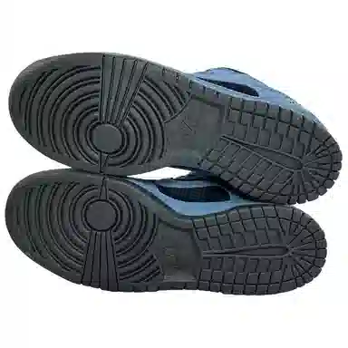 Supreme x Nike SB Dunk Low Pro OG QS