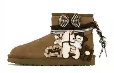 UGG CLASSIC MINI