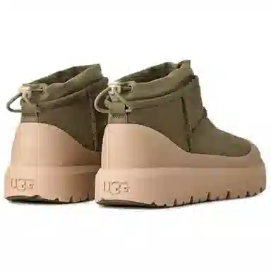 UGG Ultra Mini Weather Hybrid