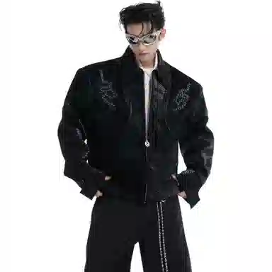 BLACK AT vintagevibe