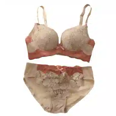 LOUGHNEA bra