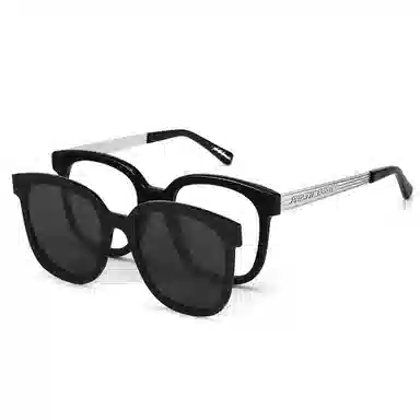 PLASTIC BRAIN PLASTIC BRAIN