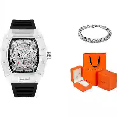 Katie Ermilio 30 KE23081130