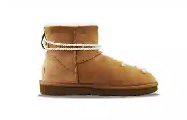 UGG CLASSIC MINI 840