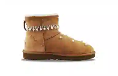 UGG CLASSIC MINI 840