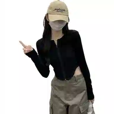 CASTLE WOODS T