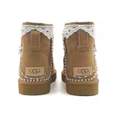 UGG CLASSIC MINI
