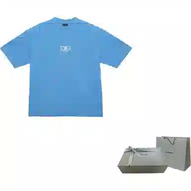 Balenciaga T
