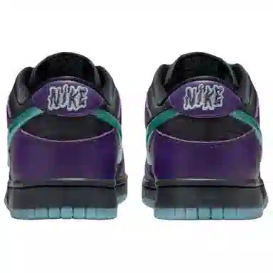 Nike Dunk LTD Halloween