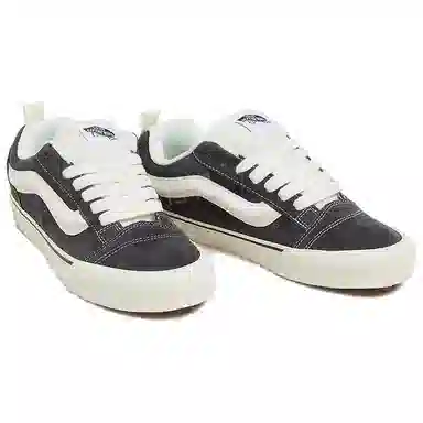 Vans Knu Skool