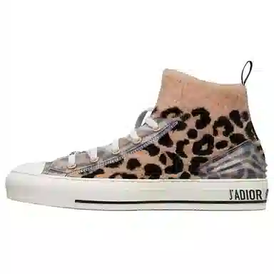 DIOR Walk'n'Dior