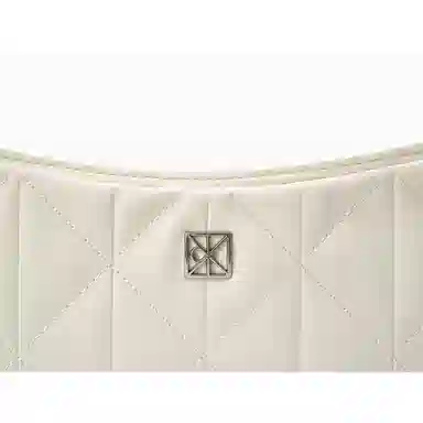 Calvin Klein Elegant Commuter Shoulder Bag Medium White