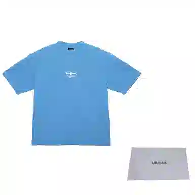 Balenciaga T