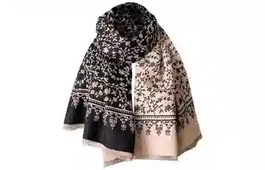 优幽兰 韩版轻奢高级感长款双面外搭两用披肩秋冬季加厚保暖百搭时尚设计感小碎花围脖保暖潮 仿羊绒 绒线围巾 女款