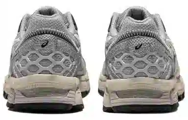 Asics 8