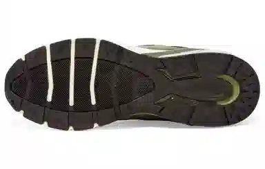 New Balance 990 V5 Camo Green