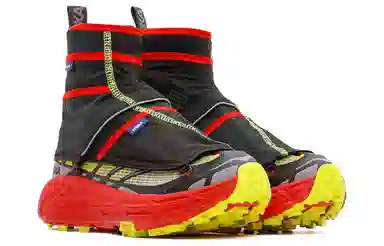 Nicole McLaughlin x HOKA ONE ONE Mafate Three 2