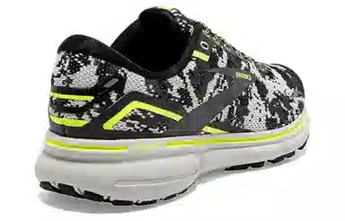 Brooks Ghost 15