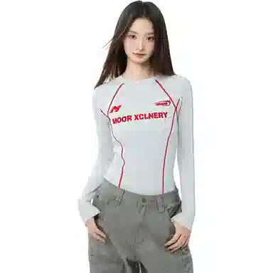 MOOR XCLNERY logo T