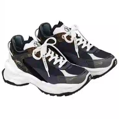 LOUIS VUITTON Run 55