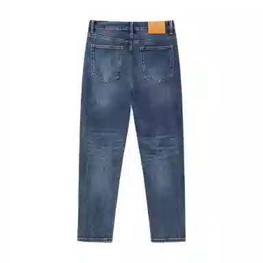 Lee Cooper