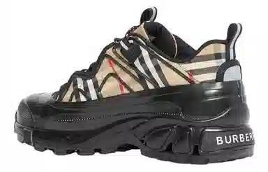 Burberry Arthur