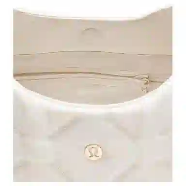 lululemon 5L Quilty Pleasures