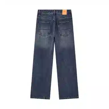 Lee Cooper