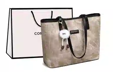 COMELY Tote