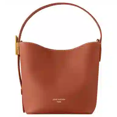 LOUIS VUITTON Low KeyAll In BB