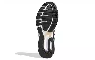 adidas Equipment 10