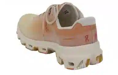 On x LOEWE Cloudventure