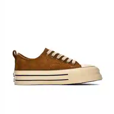 MISTERY Canvas Low Top Sneakers