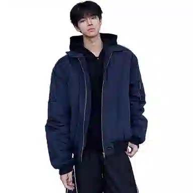 UNA RETA vibevintagebomber