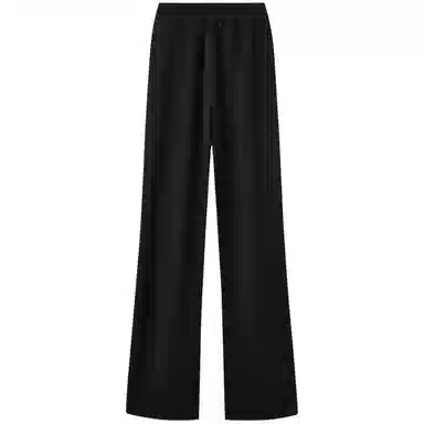 NINETEEN AUTUMN logo