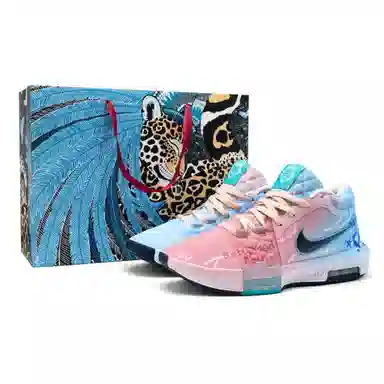 Nike Witness 8 Gradient Graffiti