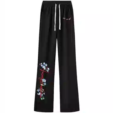 NINETEEN AUTUMN logo