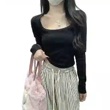 CASTLE WOODS 2025t T