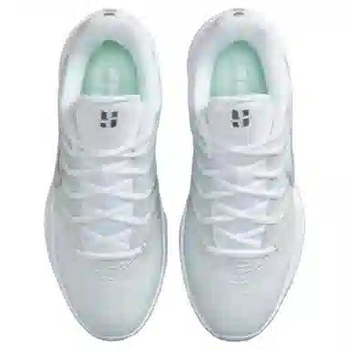 Nike Sabrina 3