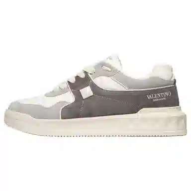 Valentino One Stud