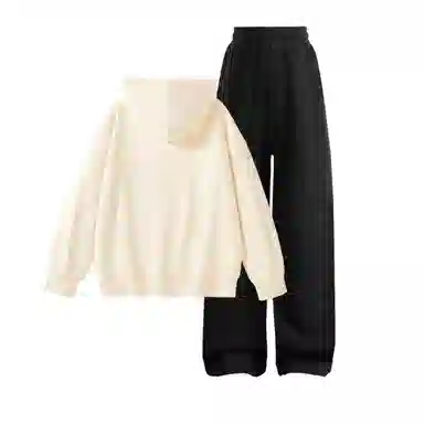 MINISO insoversizemm