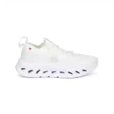 On x LOEWE CLOUDTILT
