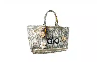 alo yoga Denim Star Tote Bag