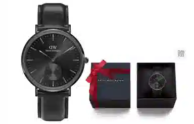 Daniel Wellington 40mm Black Dial