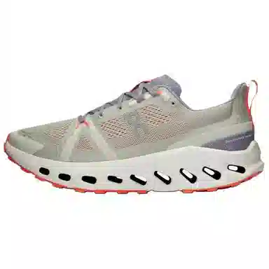 On Cloudsurfer Trail