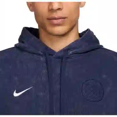 Nike Paris Saint-Germain SS24 logo