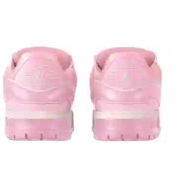 LOUIS VUITTON Trainer Maxi LOVE